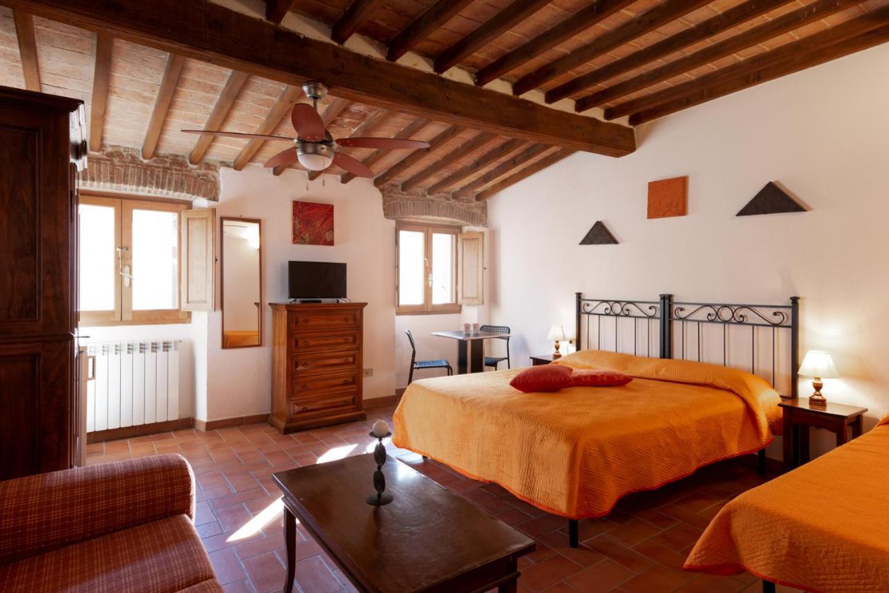 Large Double Room,1206297829:JPEG